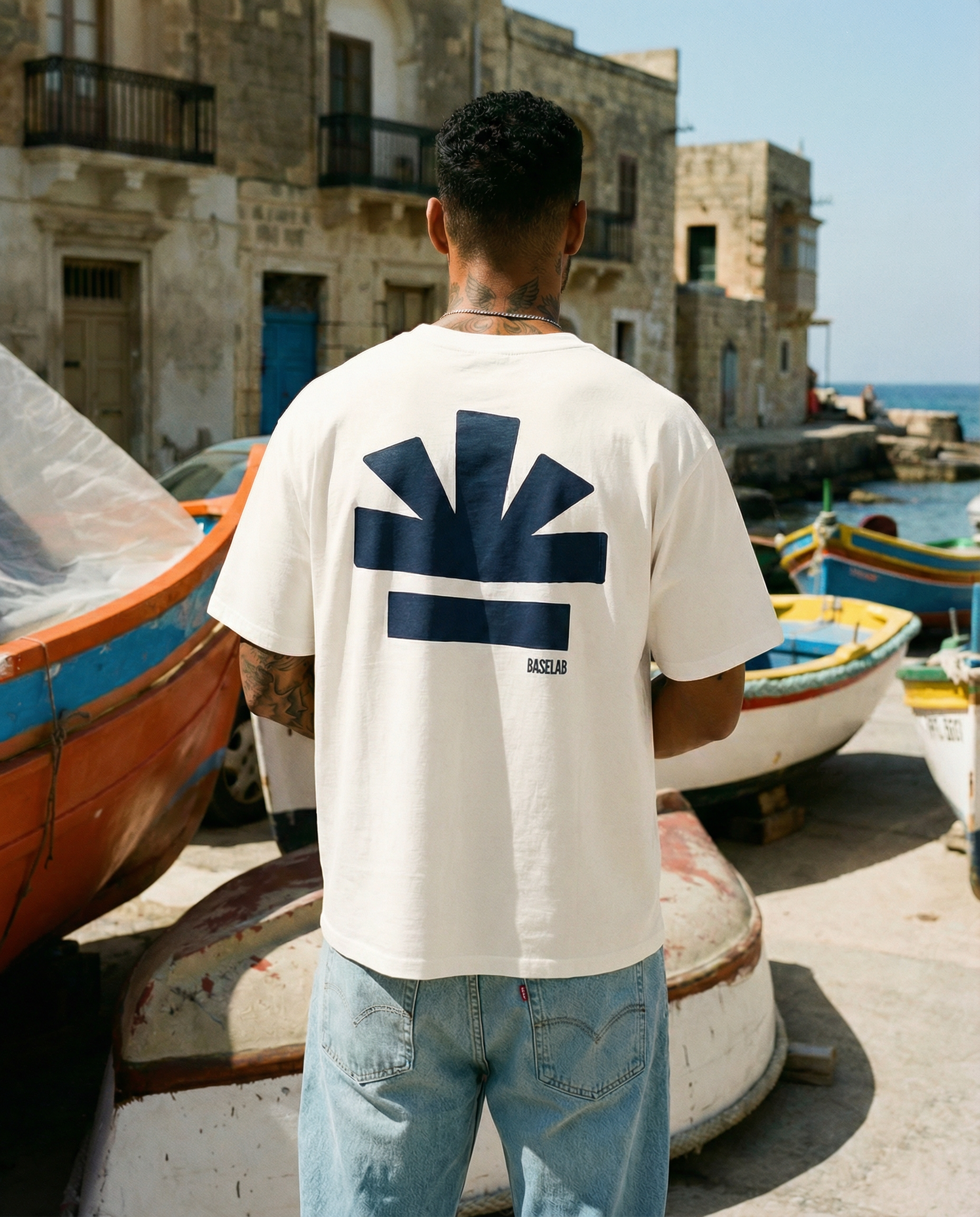 Icon T-Shirt Off White w Blue