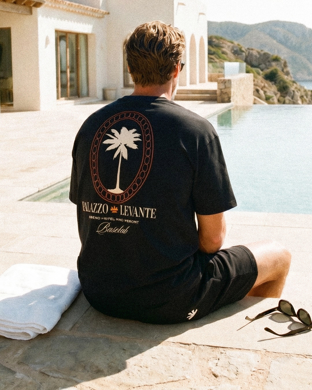 Resort T-shirt zwart
