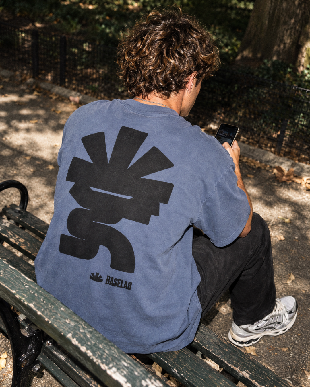 Bearer T-Shirt - Vintage Blue